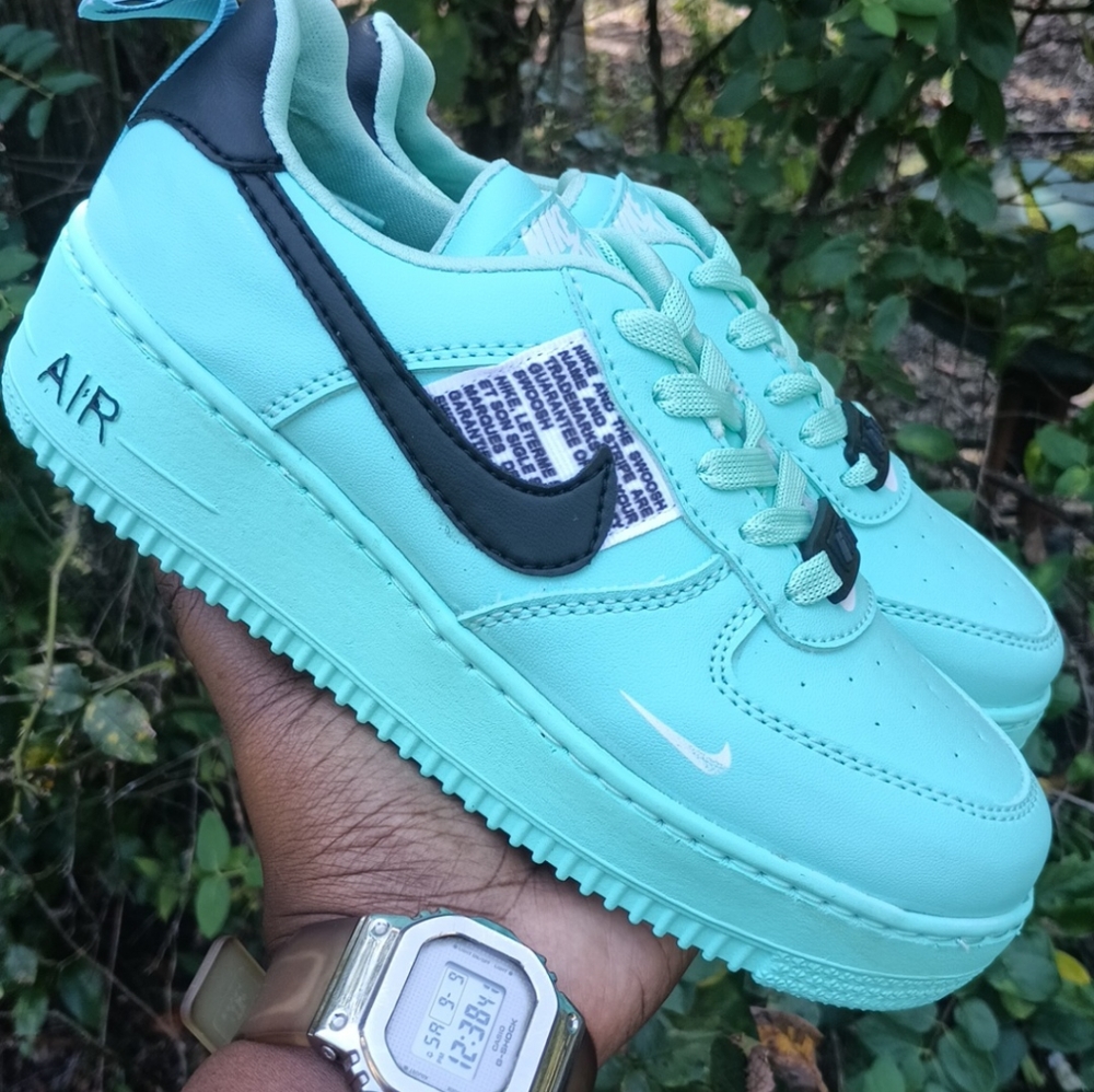 NIKE AF1
